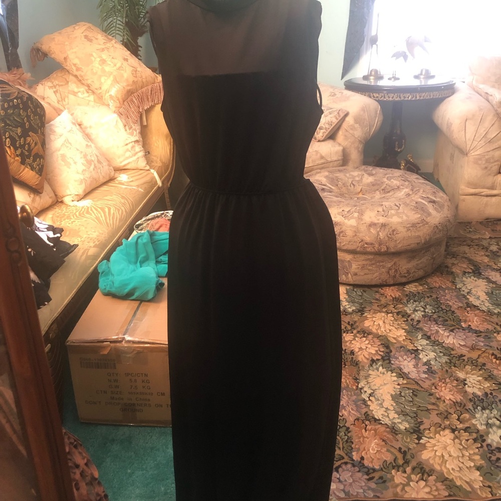 Fashion nova! Black Maxi dress! - Picture 4 of 6